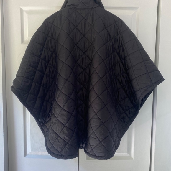 Quilted Nylon Cape Style Coat - Picture 6 of 6